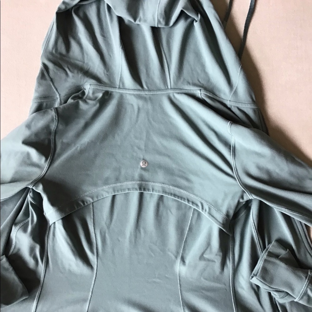 Tide water teal define hooded jacket!